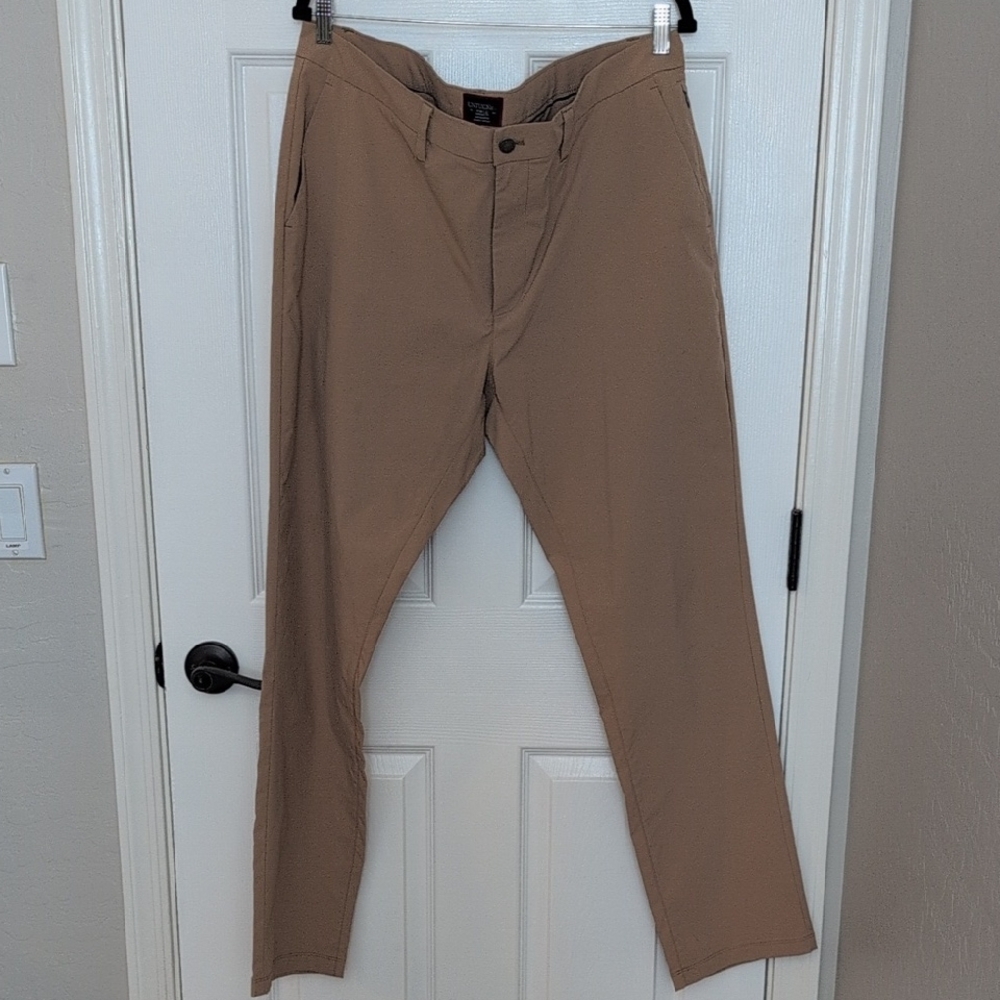 UNTUCKit Men's Khaki Chinos